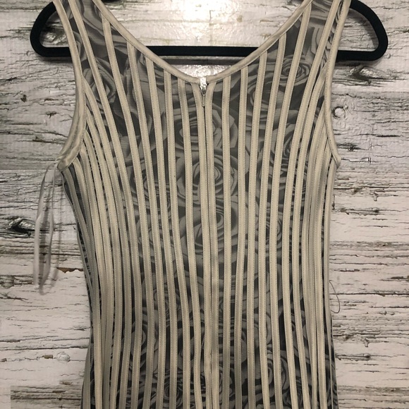 Papillon  🦋 accordion grey midi dress - Picture 7 of 8